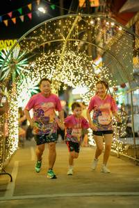 BIB: 1520, 18618
                            <button type="button" onclick="openModal(24742796)" class="btn btn-primary btn-sm float-right btn-popup" data-toggle="modal" data-target=".modal-high-quality">
                        <i class="fas fa-shopping-cart"></i> Add to Cart
                    </button>
                                            <button type="button" onclick="isThisMe(24742796, true)" class="btn btn-success btn-sm float-right btn-popup btn-isme hidden" data-toggle="tooltip" data-placement="bottom" title="นี่คือรูปของคุณใช่ไหม คลิกที่นี่เพื่อเอาเข้าอัลบั้ม">
                        <i class="fas fa-plus"></i> Add to album
                    </button>
                    <button type="button" onclick="isThisMe(24742796, false)" class="btn btn-warning btn-sm float-right btn-popup btn-isnotme hidden">
                        <i class="fas fa-ban"></i> Remove from album
                    </button>